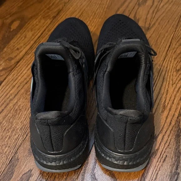 Adidas Men's Black Athletic Shoes with Gold Stripes - Picture 2 of 9